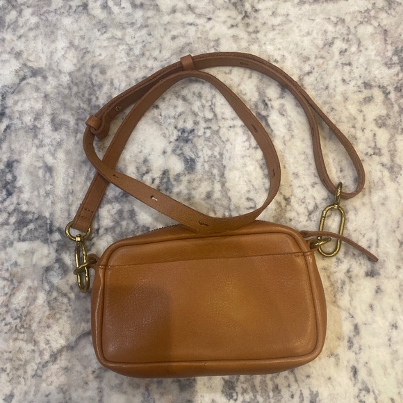 Madewell adjustable strap leather crossbody bag - Picture 1 of 4